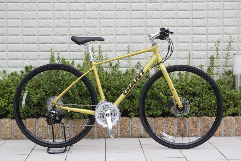 2020 GIANT『ESCAPE R DISC』クロスバイクの定番R3の油圧ディスクモデル – KURASHI cycle | くらし